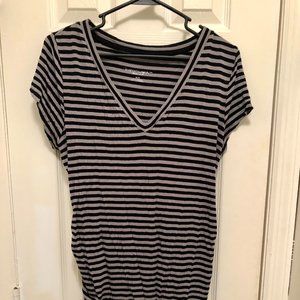 Liz Lange Maternity Top Sz M